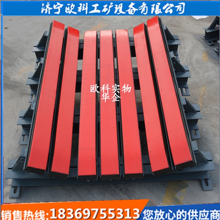 供应黑色阻燃缓冲床皮带机重型缓冲床